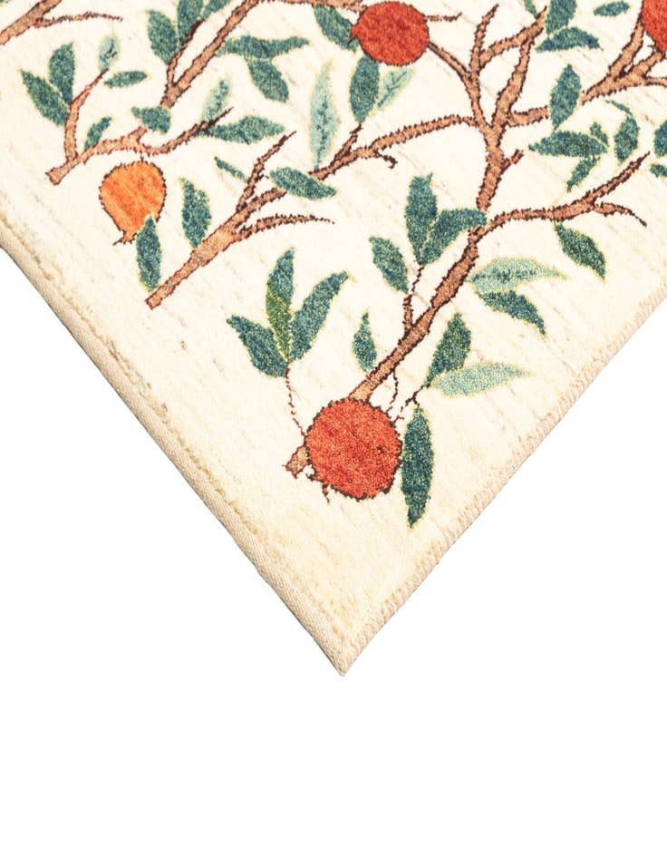 Detail image of 6' 9 x 9' 5 Kashkuli Rug