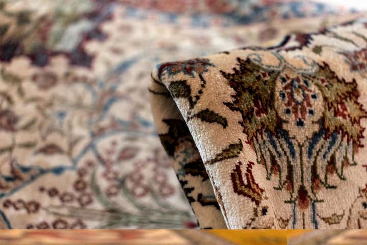 2' 1 x 3' Kayseri Silk Rug