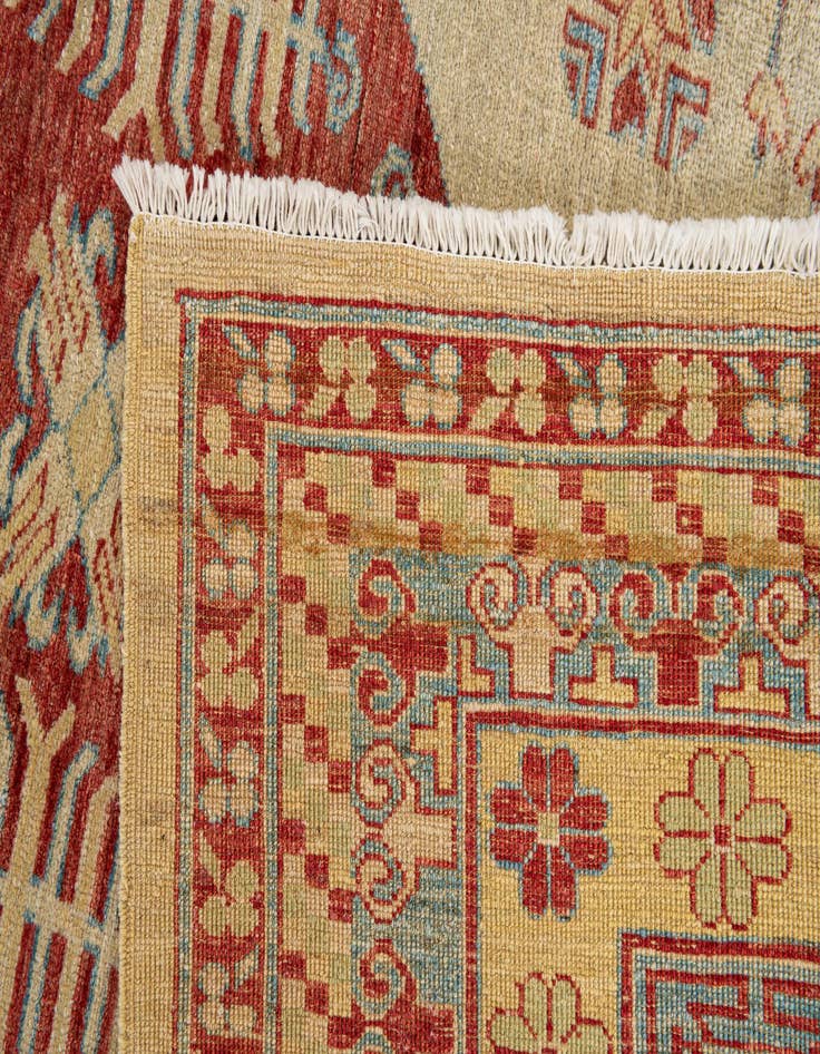 Detail image of 6' 6 x 9' 7  Hand Knotted Kazak Wool Rug