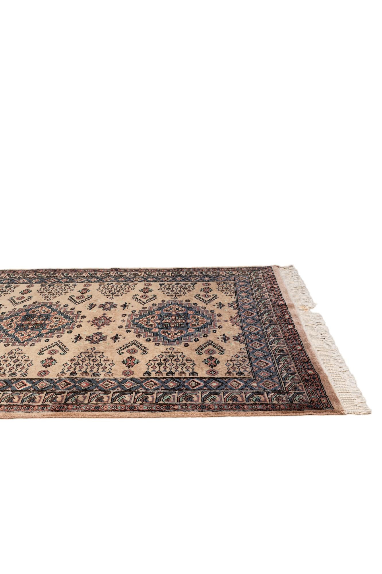 4' 3 x 6' 7 Hand Knotted Kazak Wool Rug