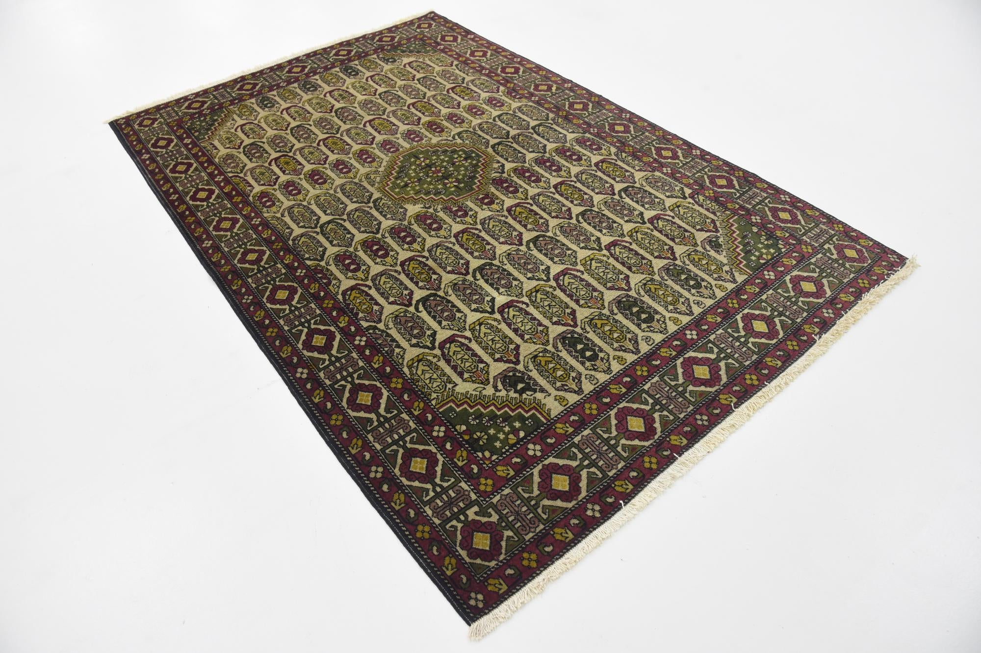 4' 5 x 6' 9 Hand Knotted Kazak Oriental Wool Rug