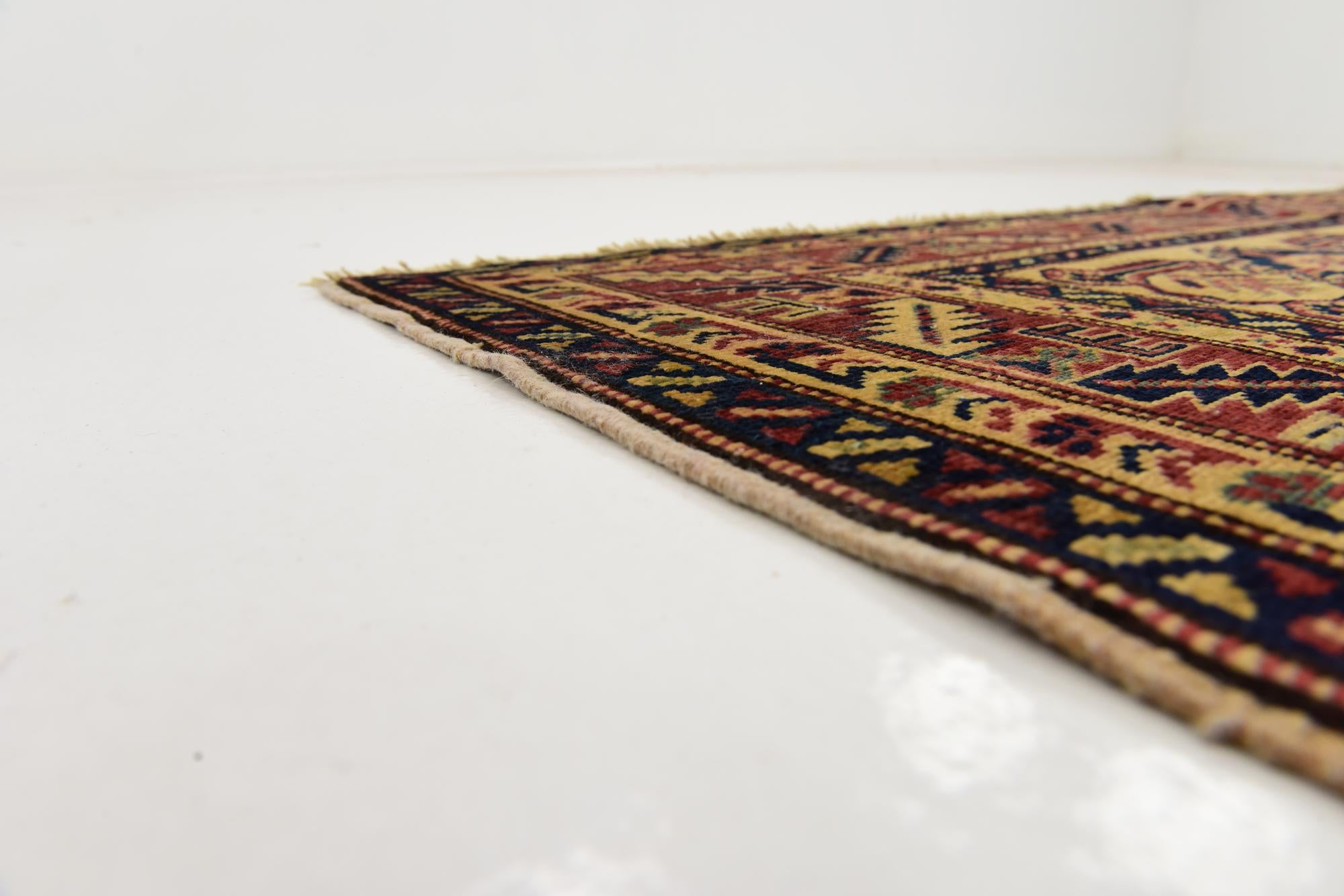 4' 9 x 6' 2 Hand Knotted Kazak Rug