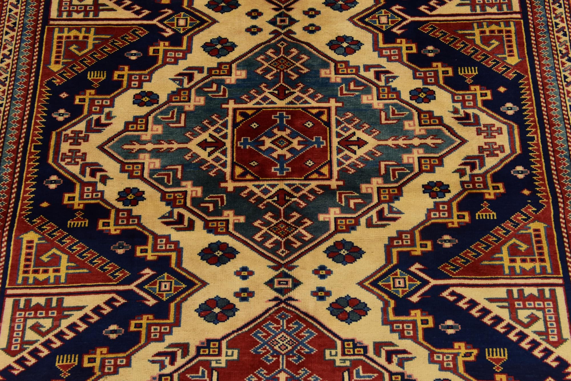 5' x 6' 6 Hand Knotted Kazak Rug