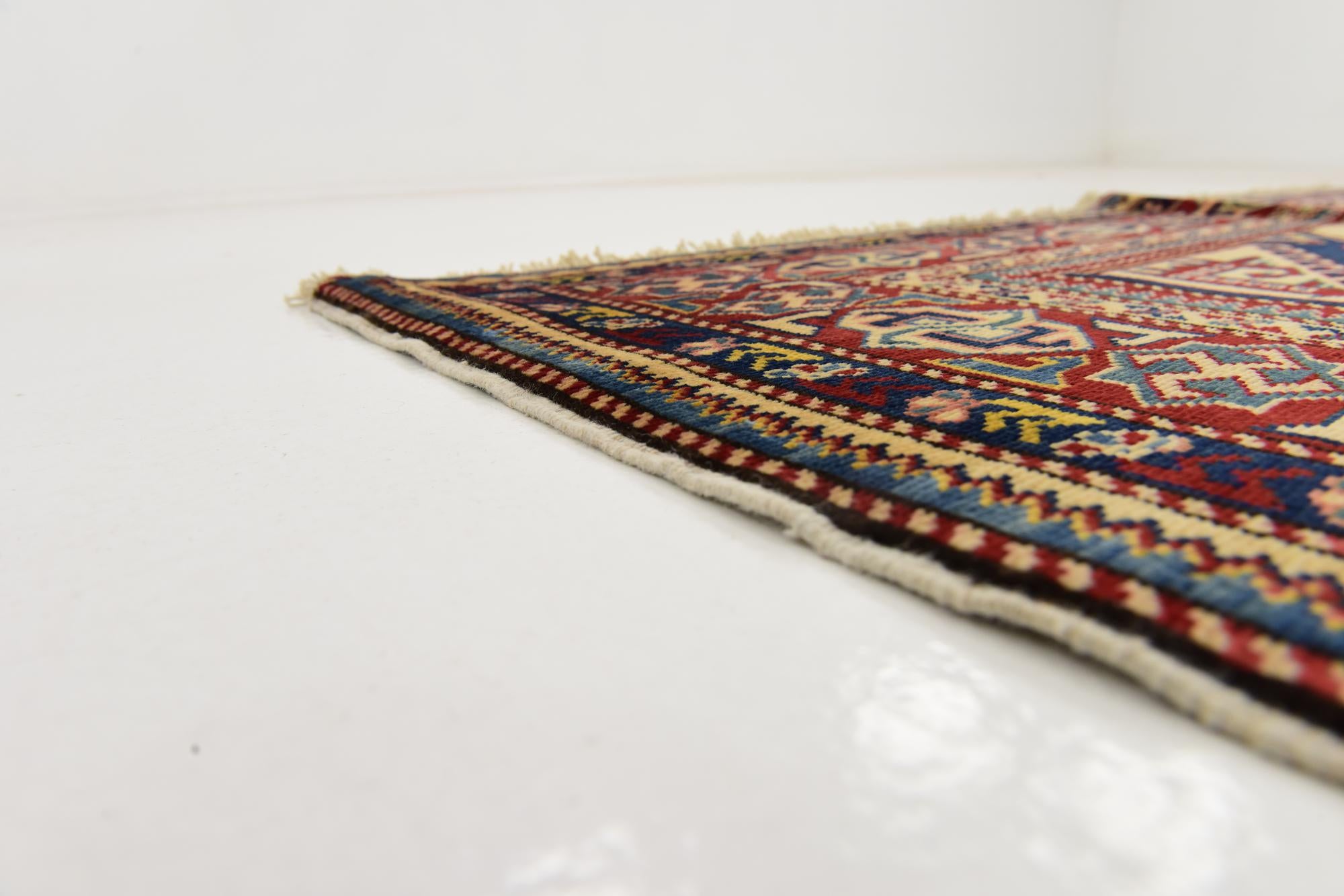 5' x 6' 6 Hand Knotted Kazak Rug
