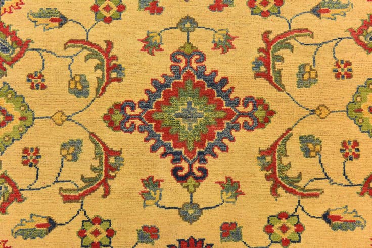 Detail image of 4' 2 x 5' 8 Hand Knotted Kazak Rug