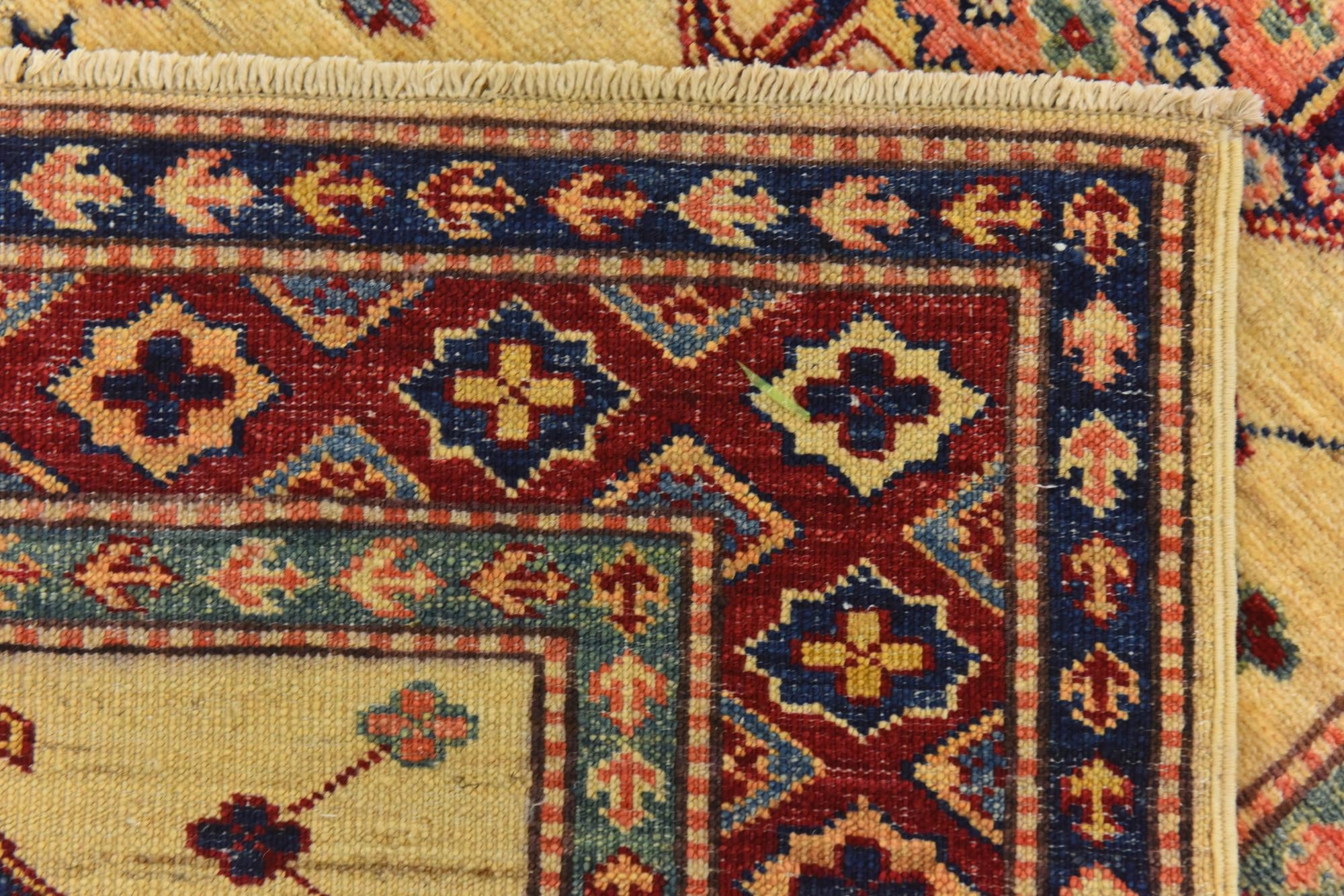 2' 9 x 4' Hand Knotted Kazak Oriental Rug
