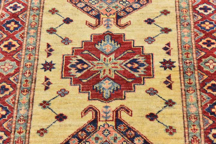 2' 9 x 4' Hand Knotted Kazak Oriental Rug