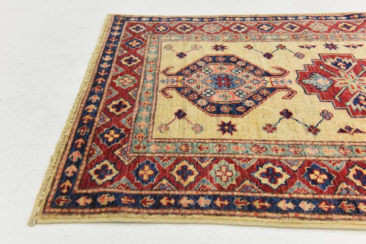 2' 9 x 4' Hand Knotted Kazak Oriental Rug