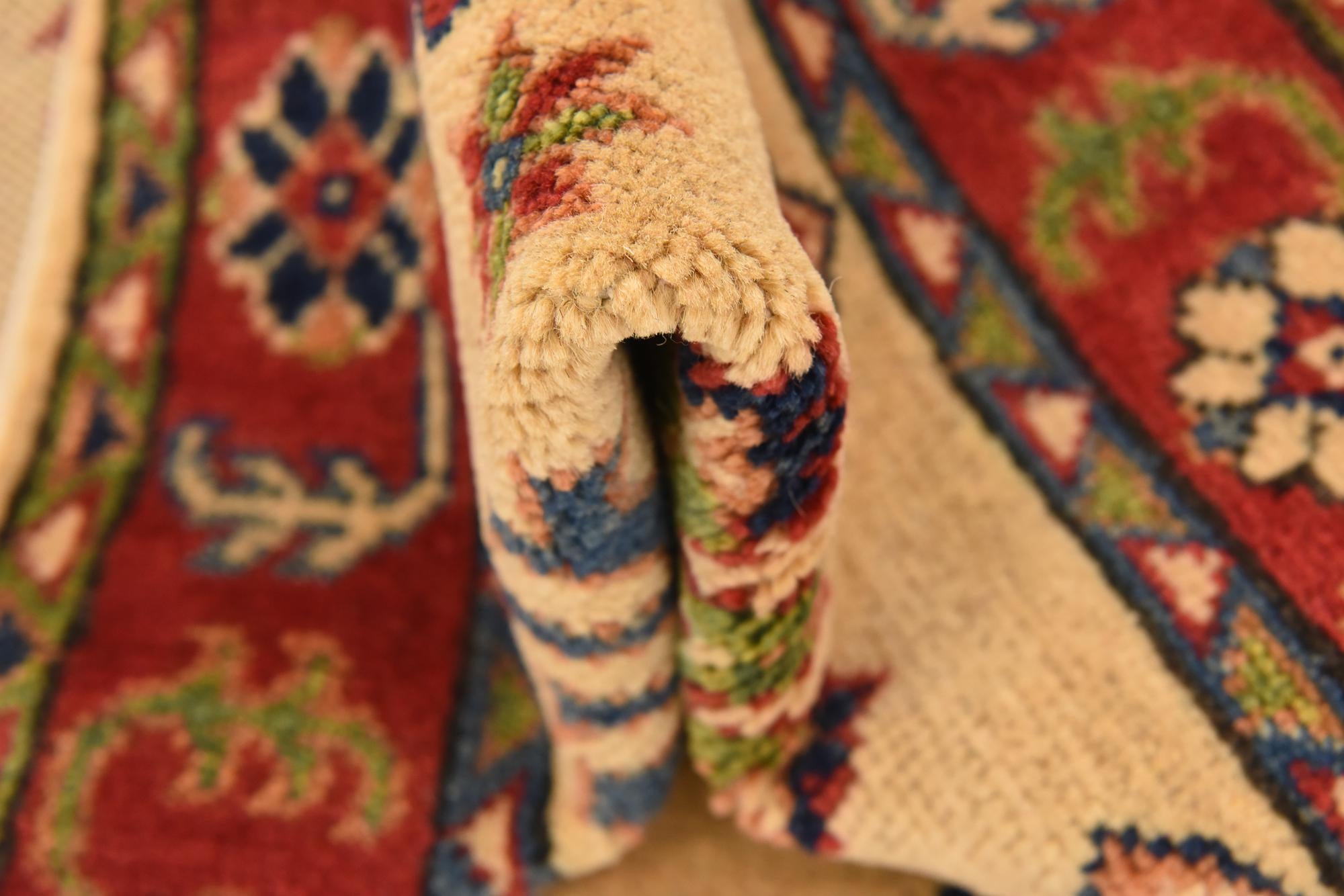 2' 8 x 4' 1 Hand Knotted Kazak Rug