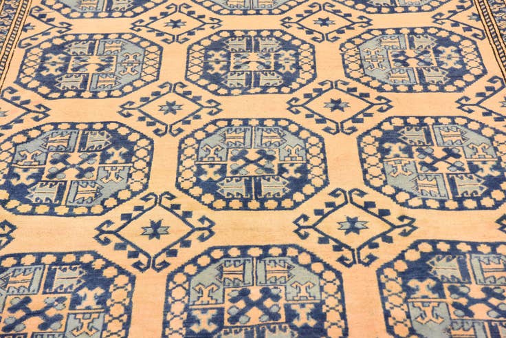 Detail image of 6' 6 x 10' Hand Knotted Kazak Rug