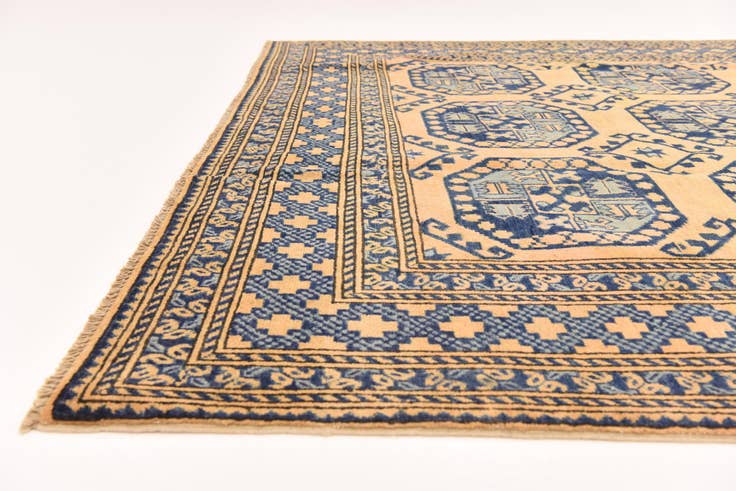 Detail image of 6' 6 x 10' Hand Knotted Kazak Rug