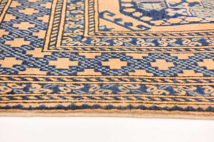 6' 6 x 10' Hand Knotted Kazak Rug