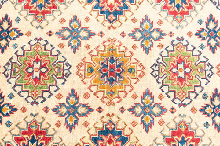 5' x 6' 7 Hand Knotted Kazak Rug
