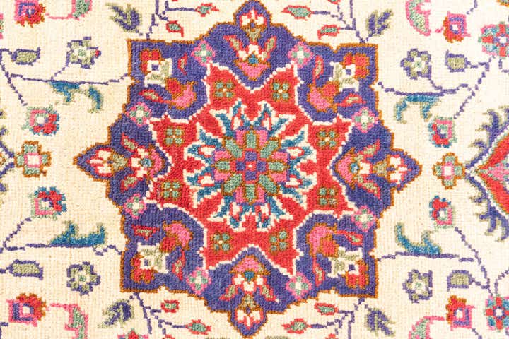 2' 6 x 4' 3 Hand Knotted Kazak Rug
