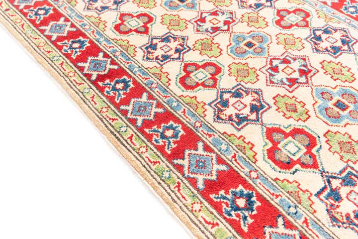 2' 8 x 4' 2 Hand Knotted Kazak Rug