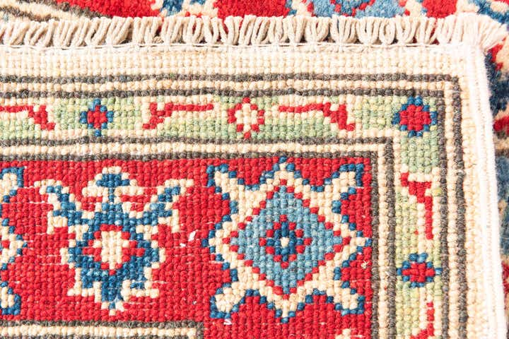 2' 8 x 4' 2 Hand Knotted Kazak Rug
