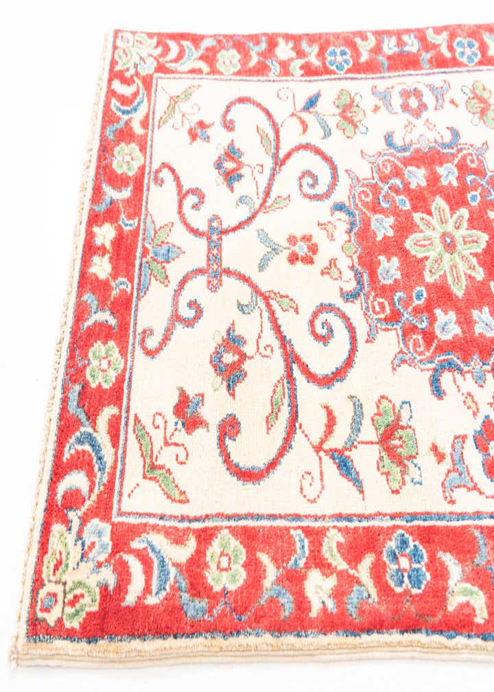 2' 8 x 4' 2 Hand Knotted Kazak Rug