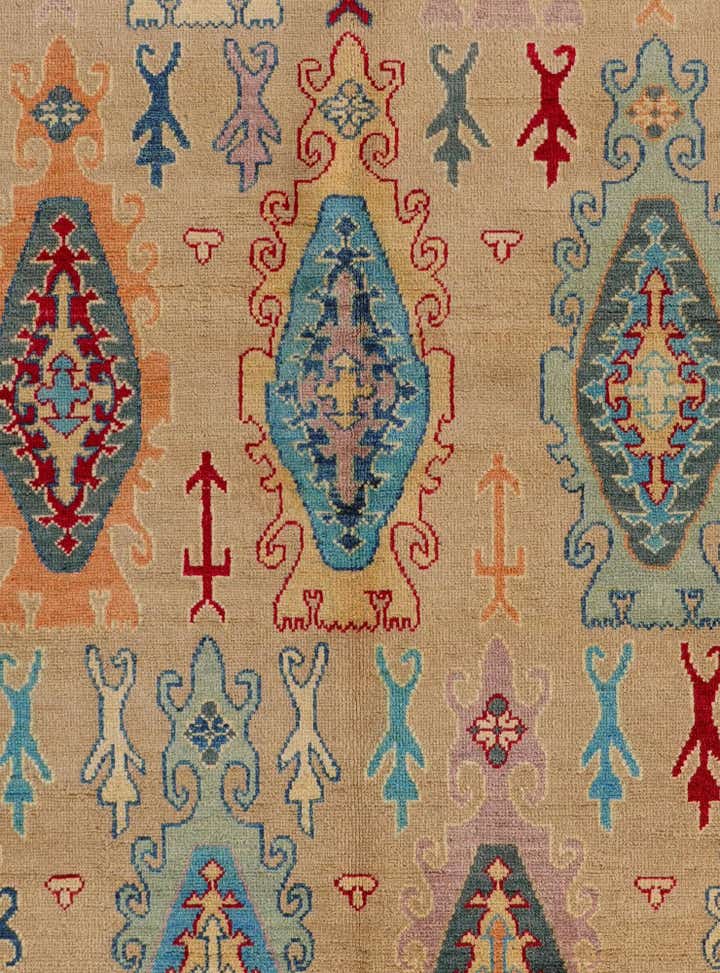 5' 6 x 7' 4 Hand Knotted Kazak Rug