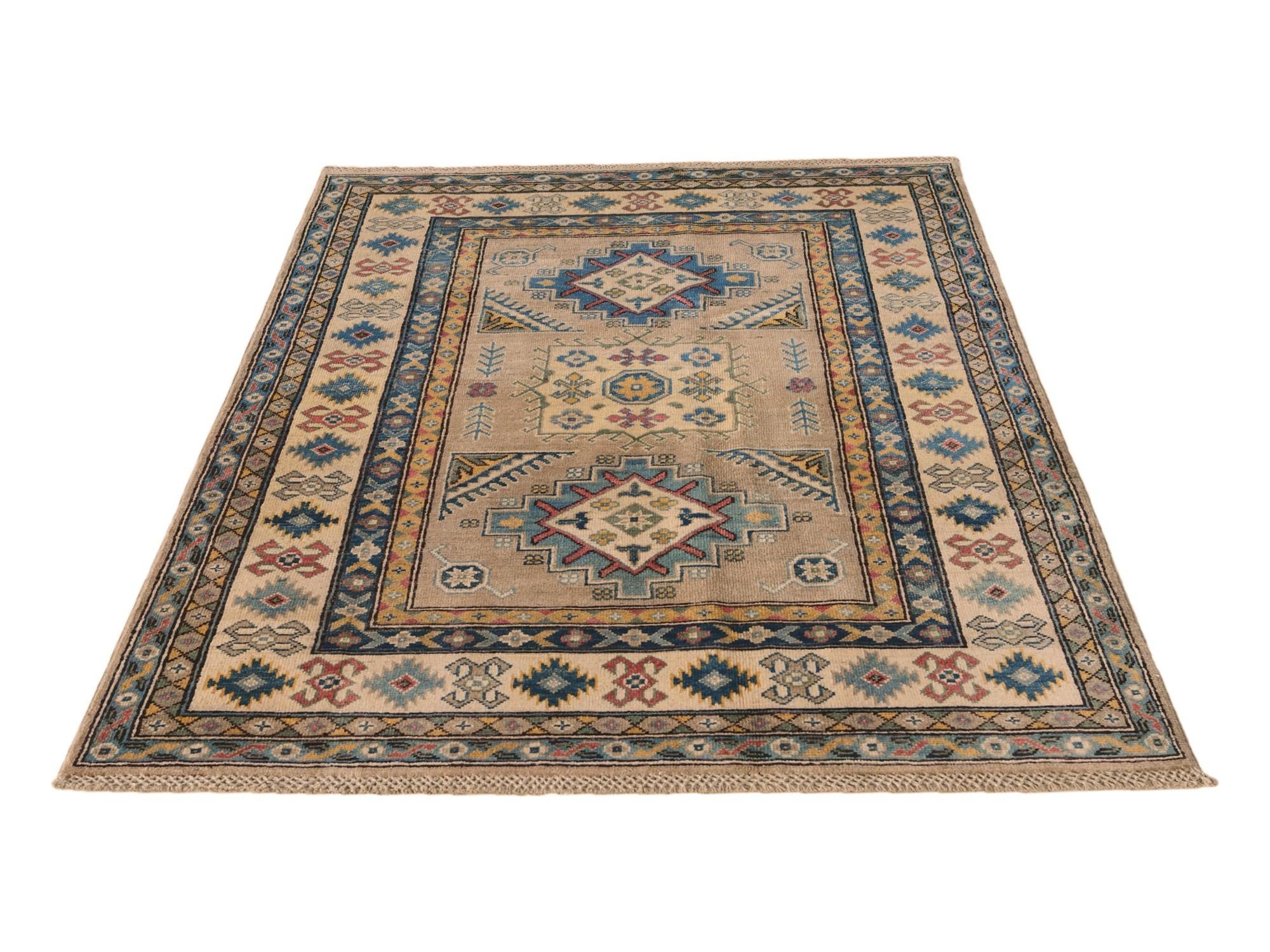 4' 1 x 6' Hand Knotted Kazak Rug