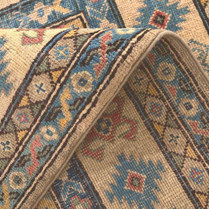 4' 1 x 6' Hand Knotted Kazak Rug