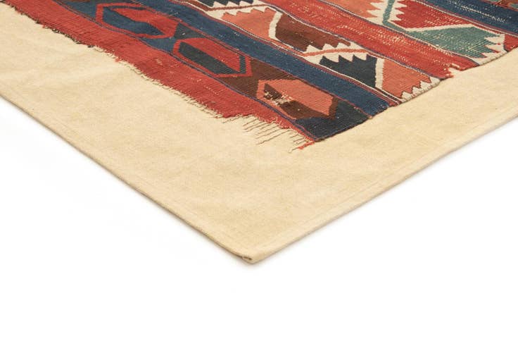Detail image of 3' 3 x 4' 11 Kelim Rug