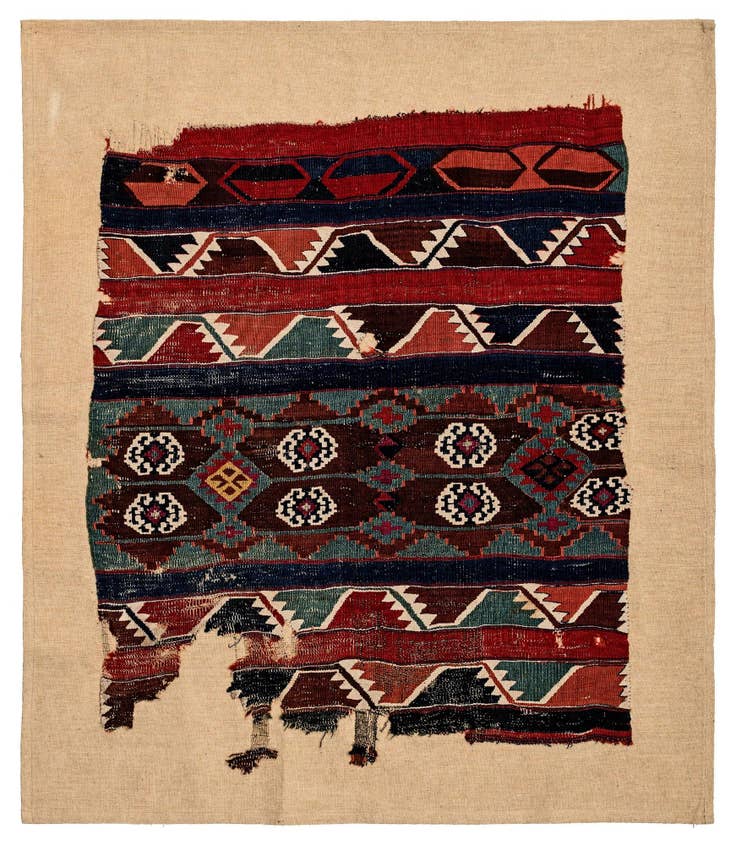 Detail image of 3' 3 x 4' 11 Kelim Rug