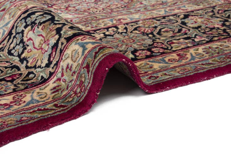 Detail image of 9' 9 x 12' 8 Kerman Wool Rug