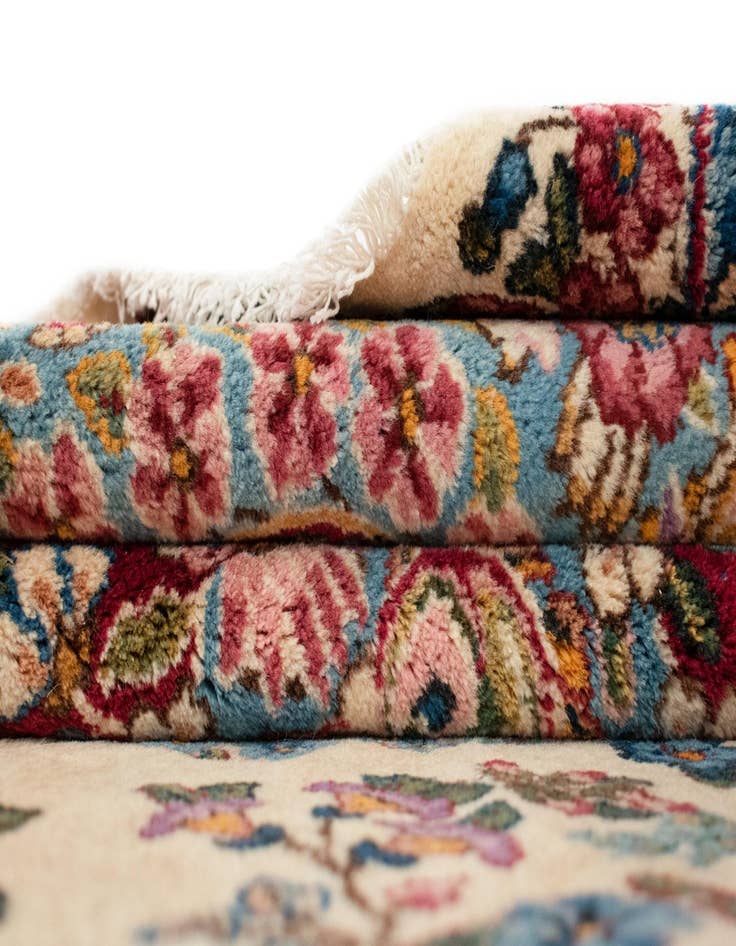 Detail image of 9' 6 x 19' 2 Kerman Wool Rug