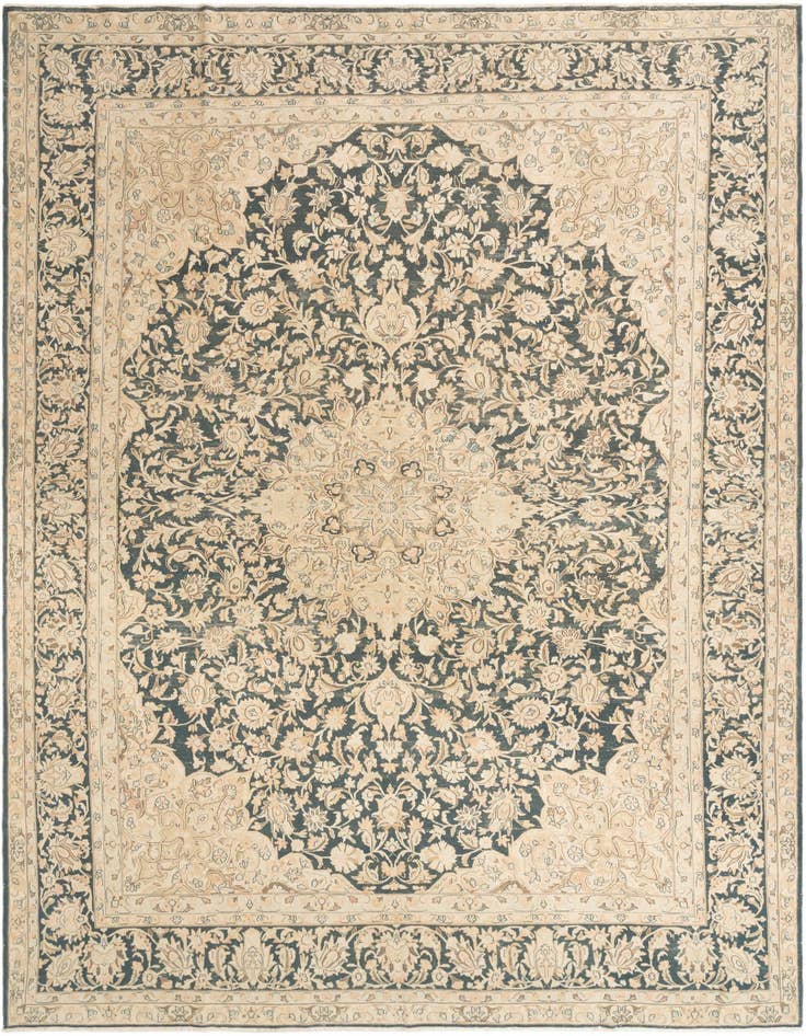 Detail image of 9' 5 x 13' 8 Kerman Rug