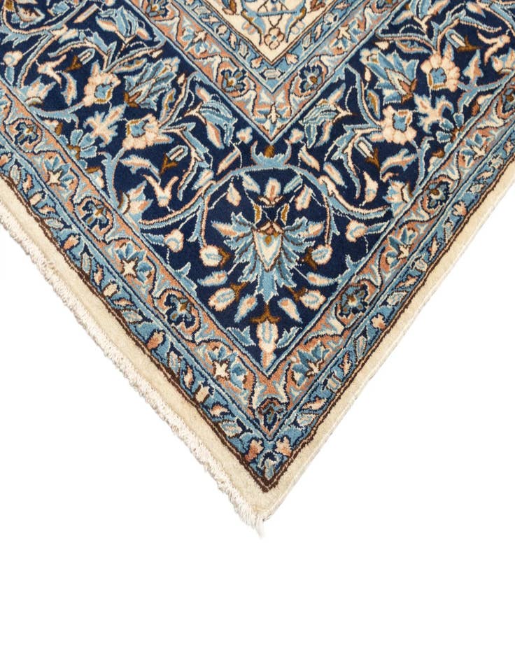 Detail image of 9' 1 x 13' 5 Kerman Rug
