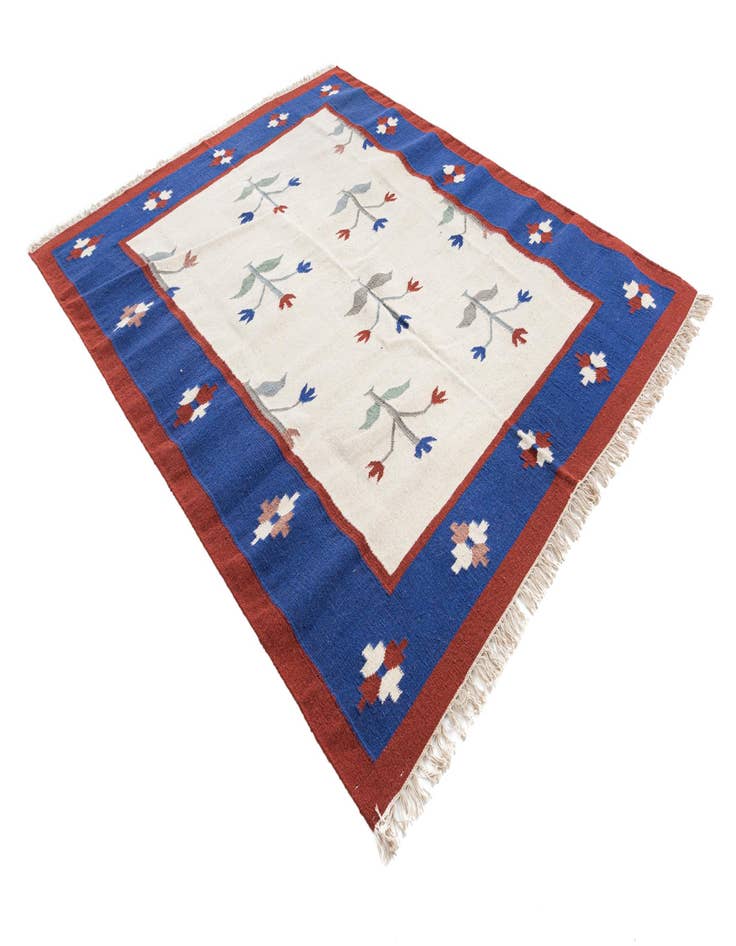 Detail image of 6' 6 x 7' 10 Hand Woven Kilim Dhurrie Wool Rug