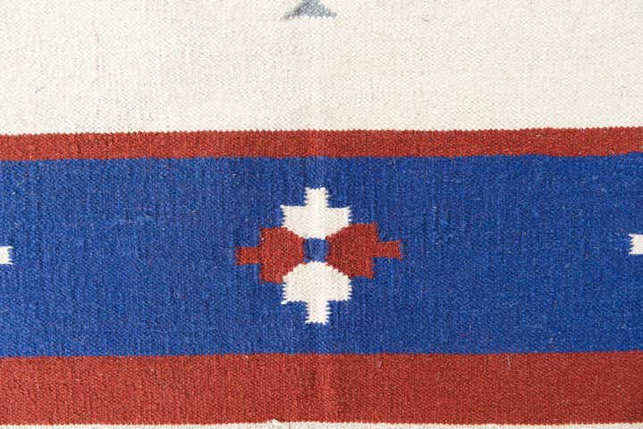 6' 6 x 7' 10 Hand Woven Kilim Dhurrie Wool Rug