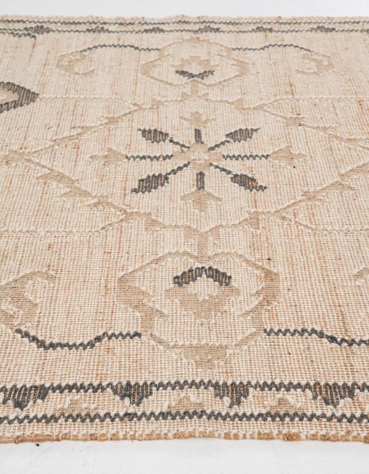 Detail image of 5' 2 x 8'  Hand Woven Kilim Jute Rug