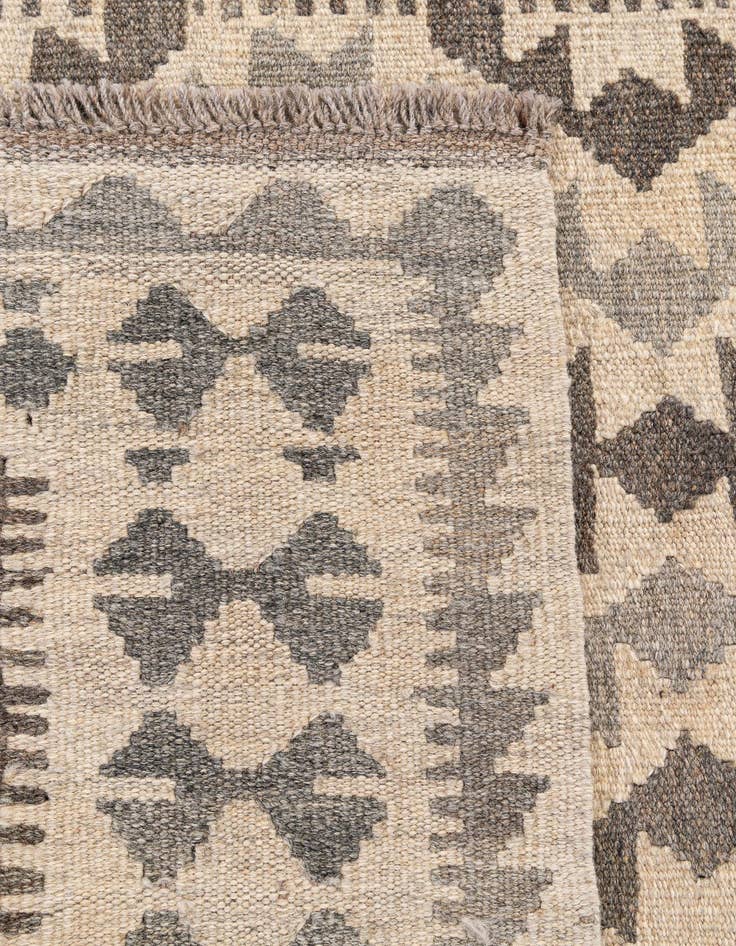 Detail image of 3' 4 x 4' 10  Hand Woven Kilim Maymana Wool Rug