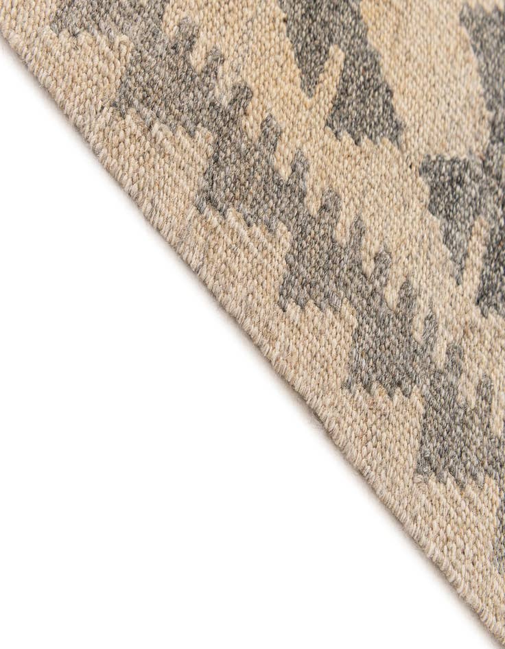 Detail image of 3' 4 x 4' 10  Hand Woven Kilim Maymana Wool Rug