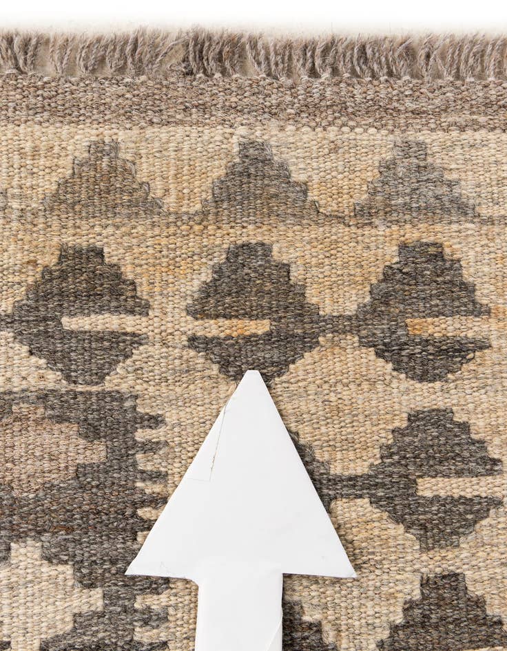 Detail image of 3' 4 x 4' 10  Hand Woven Kilim Maymana Wool Rug