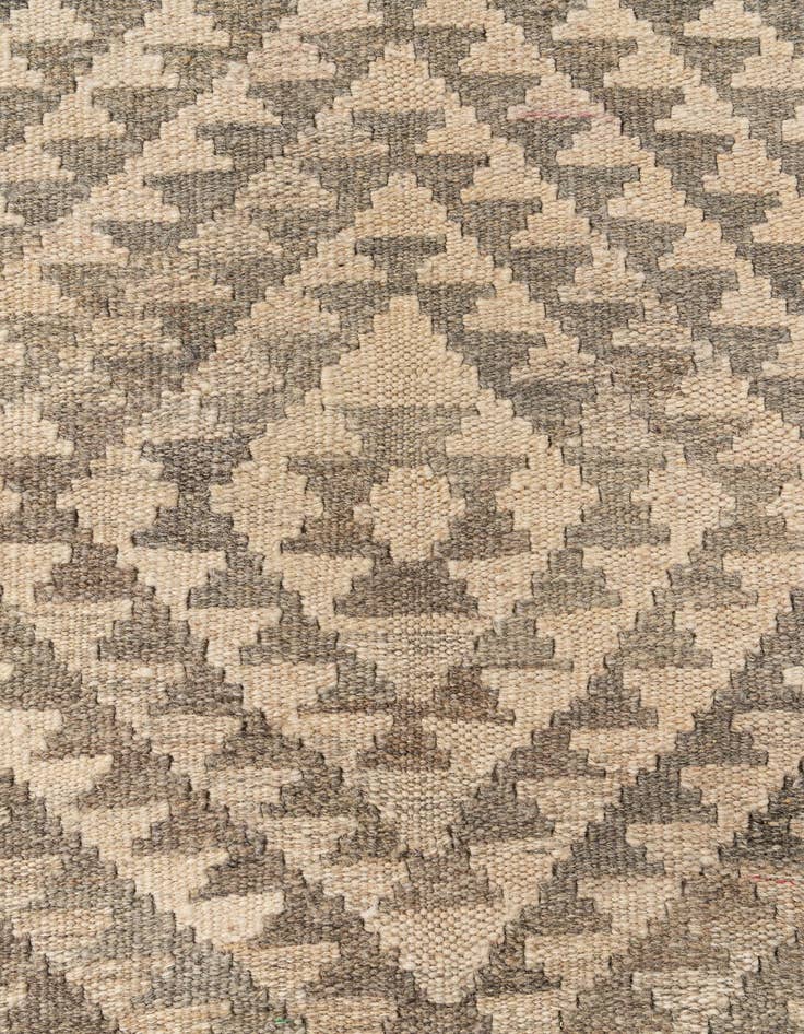 Detail image of 3' 6 x 5'  Hand Woven Kilim Maymana Wool Rug
