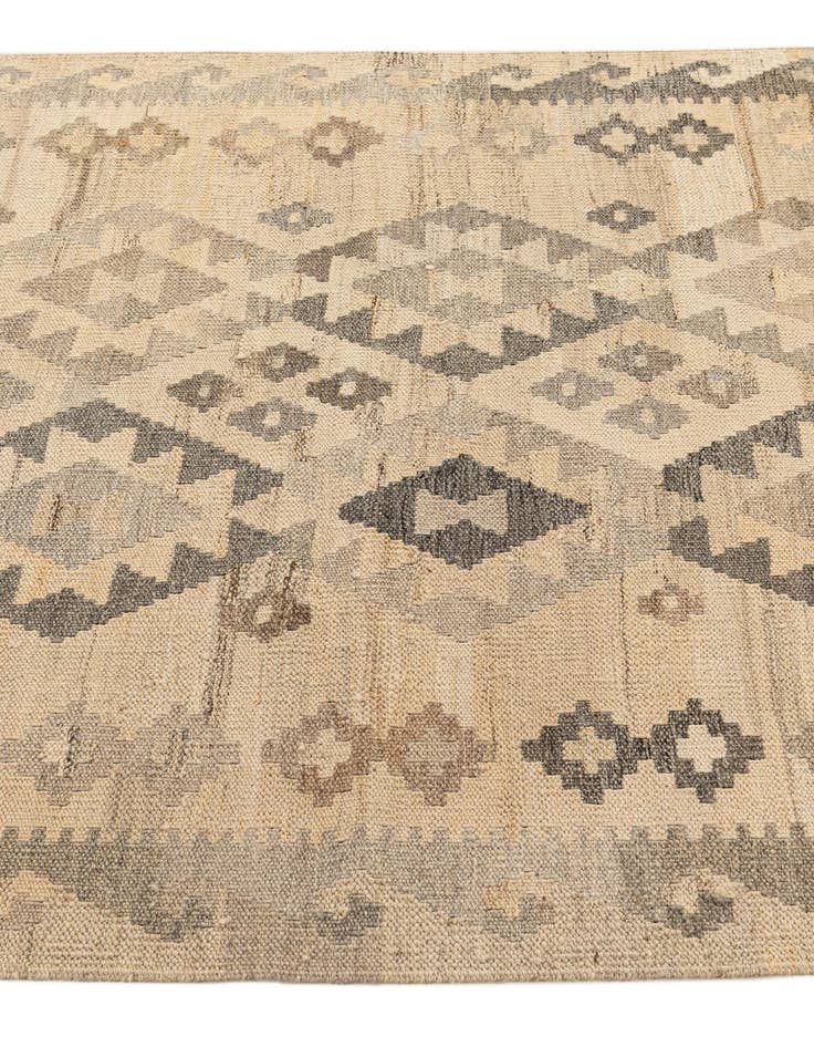 Detail image of 3' 5 x 4' 11  Hand Woven Kilim Maymana Wool Rug