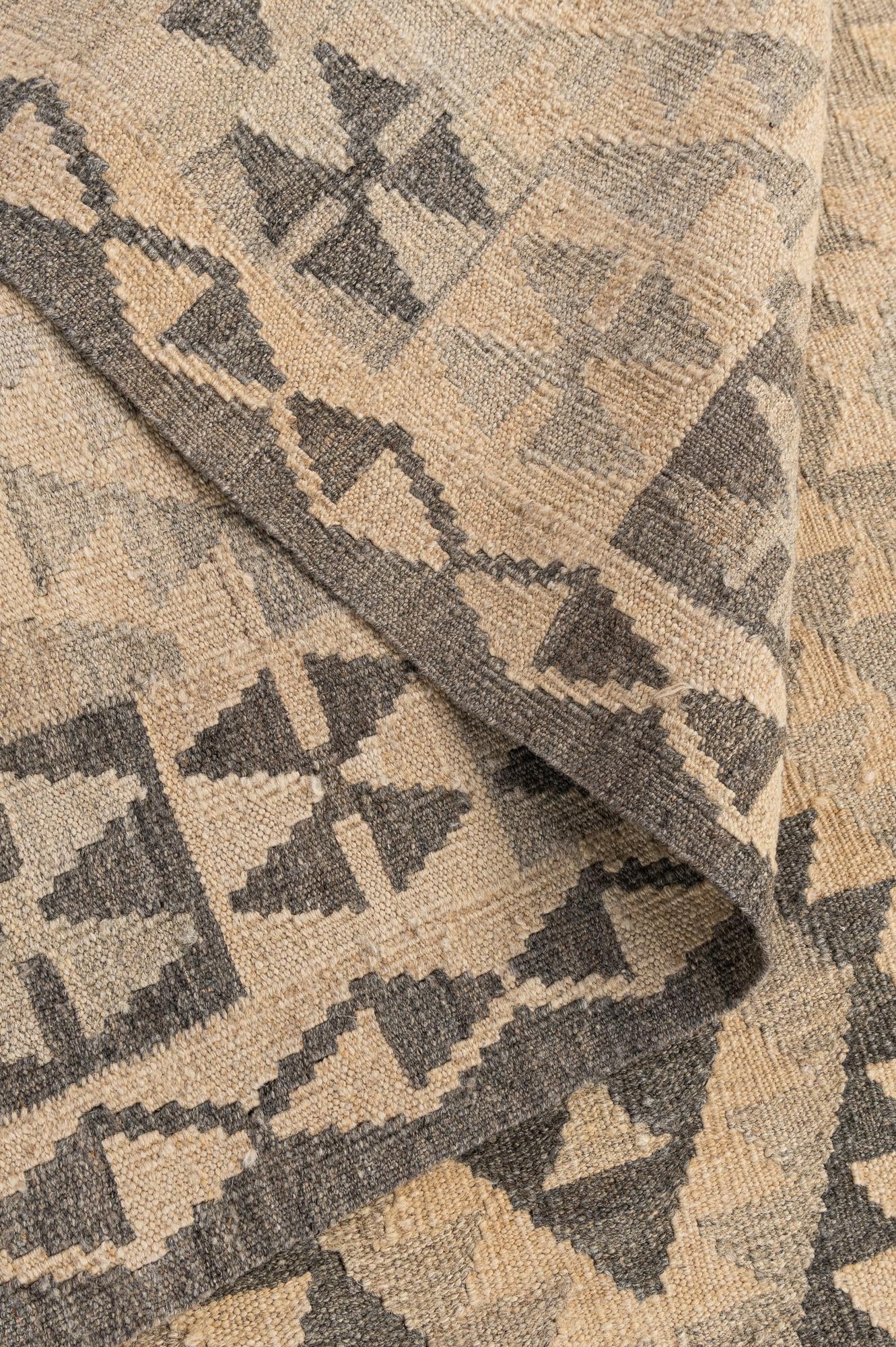 4' x 5' 9 Hand Woven Kilim Maymana Wool Rug