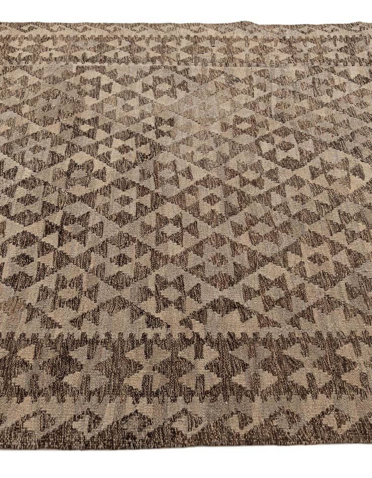Detail image of 4' 2 x 6' 5  Hand Woven Kilim Maymana Wool Rug