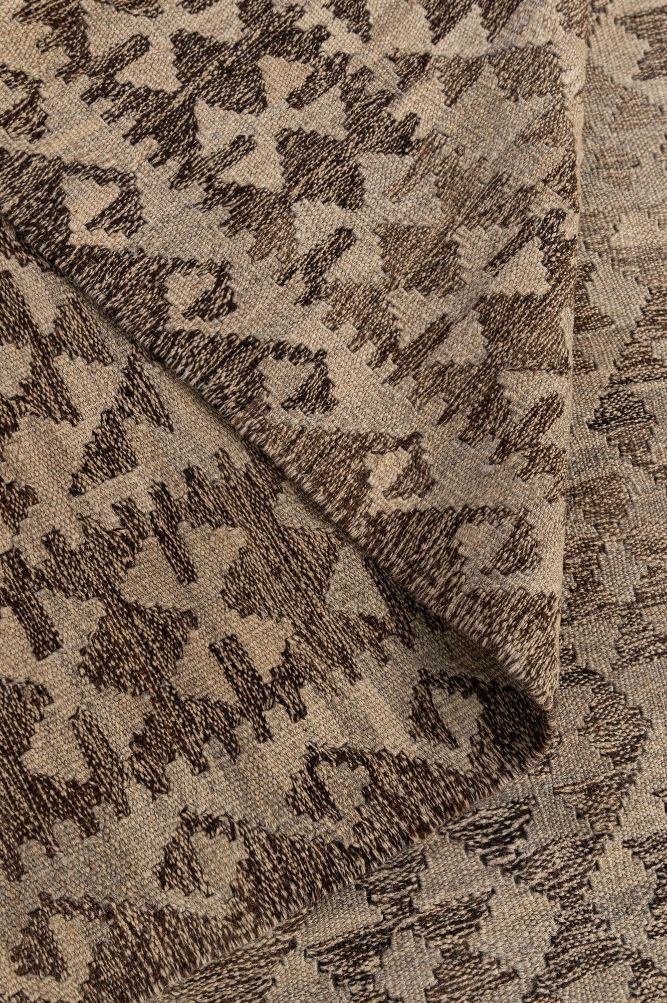 4' 2 x 6' 5 Hand Woven Kilim Maymana Wool Rug