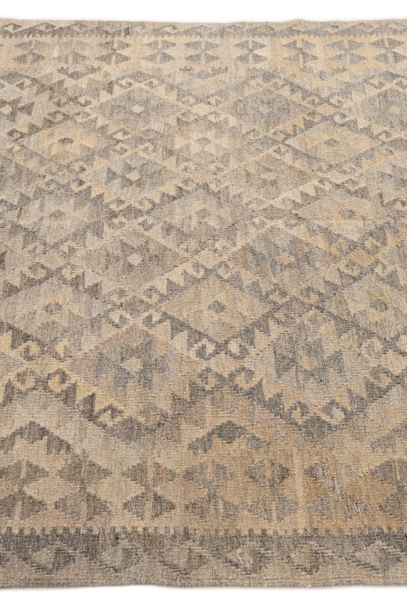 4' 10 x 6' 7 Hand Woven Kilim Maymana Wool Rug