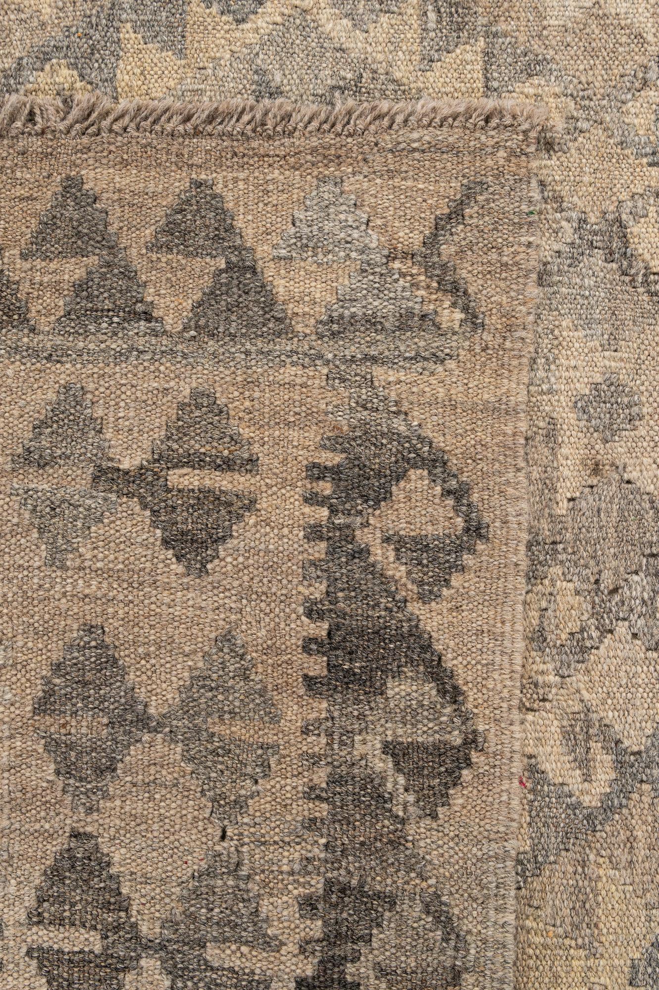 4' 10 x 6' 7 Hand Woven Kilim Maymana Wool Rug