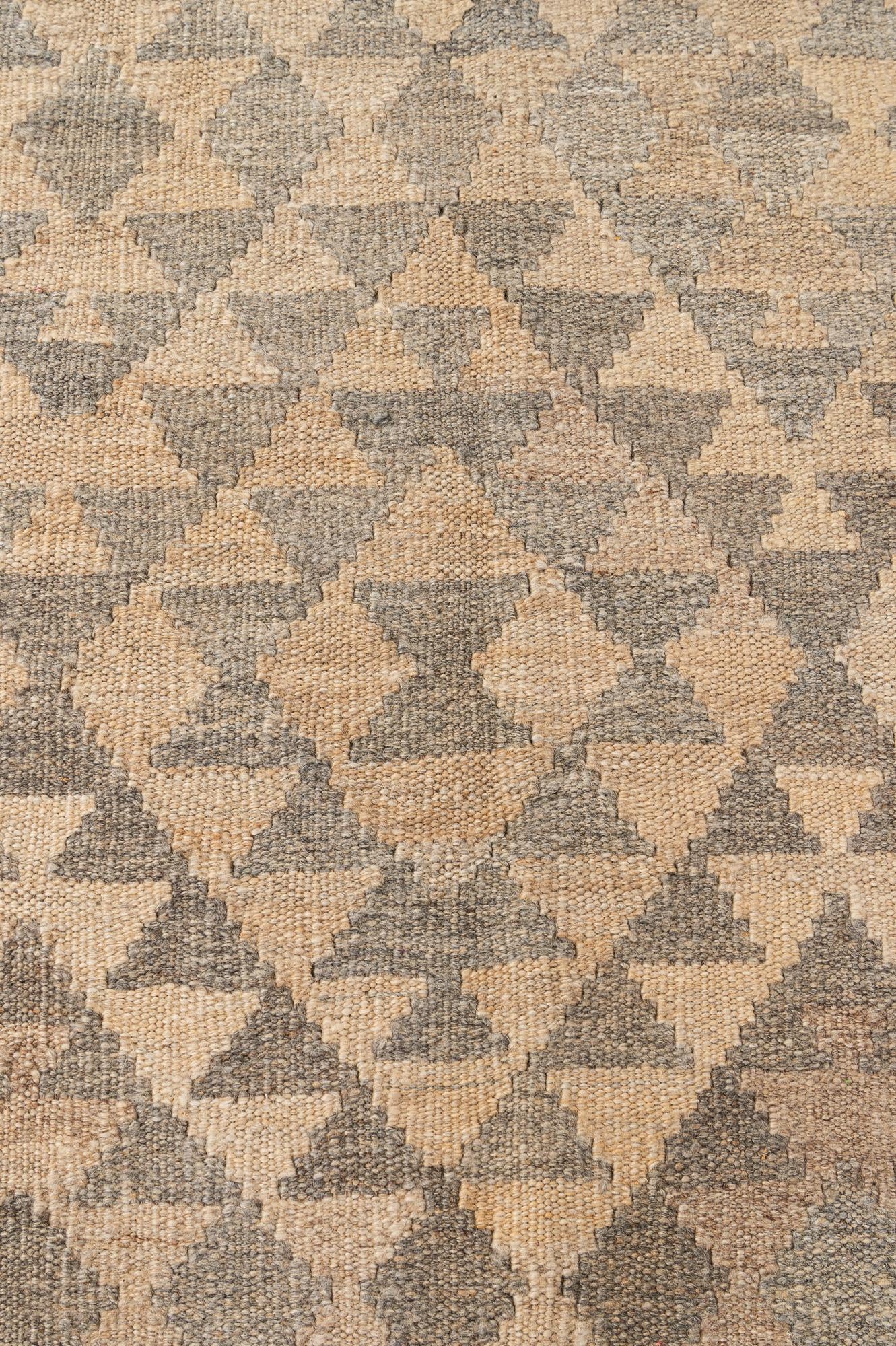 5' x 6' 5 Hand Woven Kilim Maymana Wool Rug
