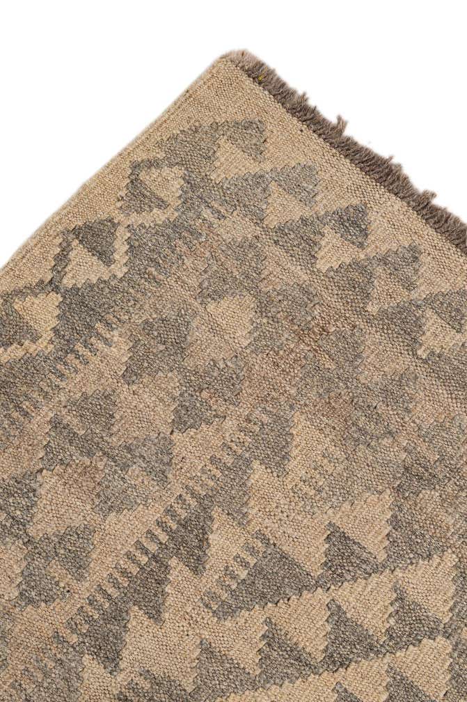 5' x 6' 5 Hand Woven Kilim Maymana Wool Rug