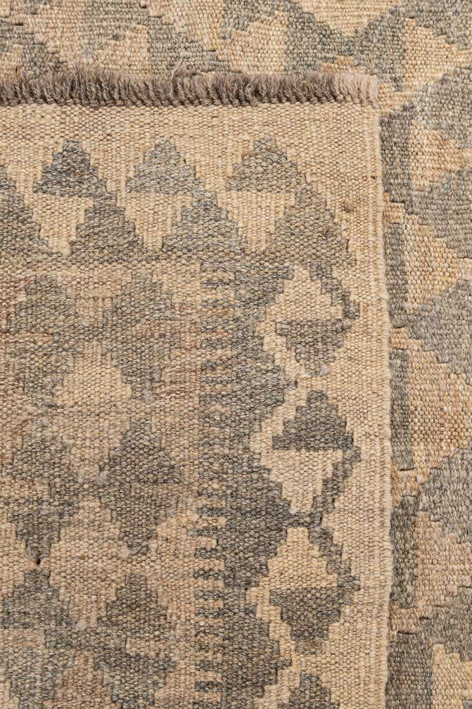 5' x 6' 5 Hand Woven Kilim Maymana Wool Rug