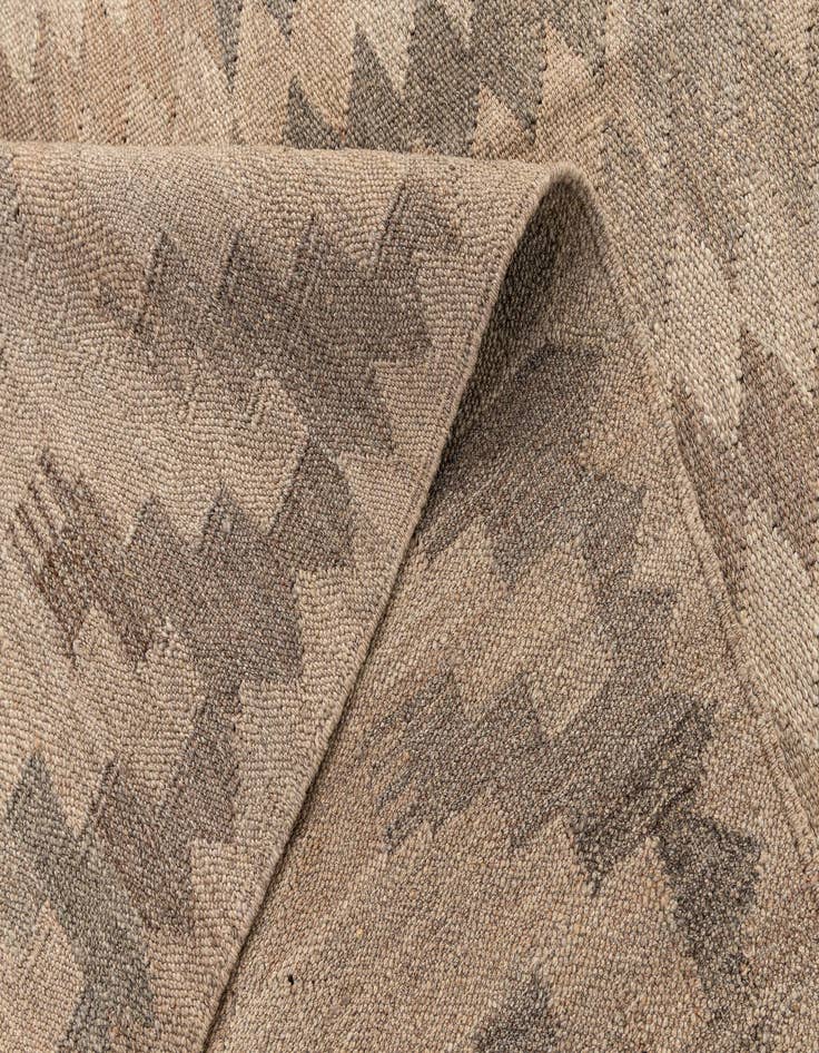 Detail image of 5' 1 x 6' 11  Hand Woven Kilim Maymana Wool Rug