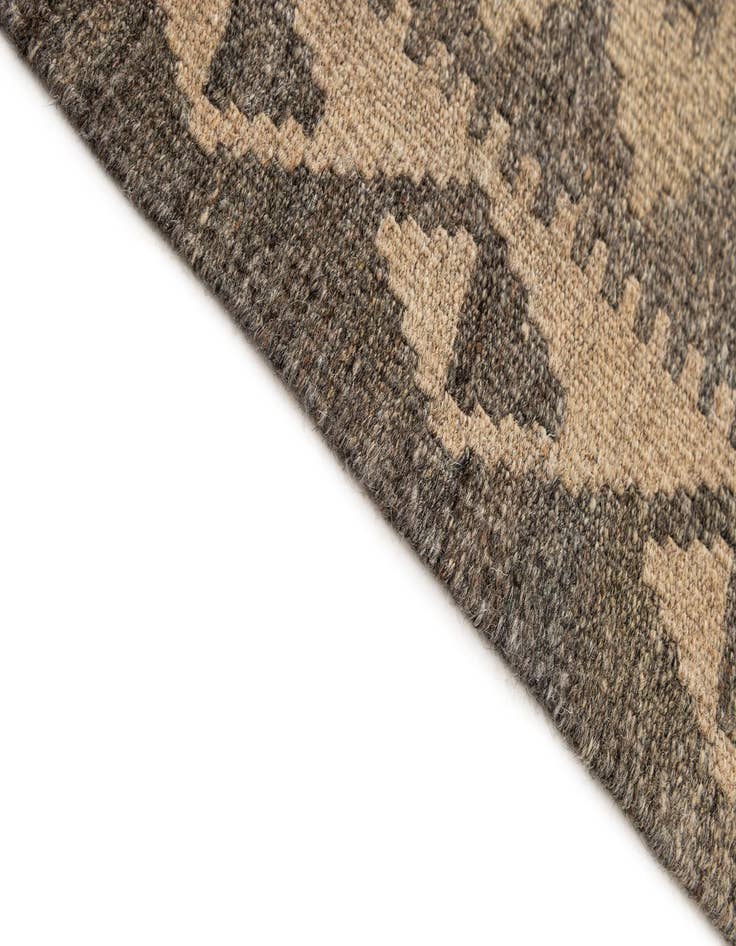 Detail image of 5' 3 x 7' 5  Hand Woven Kilim Maymana Wool Rug