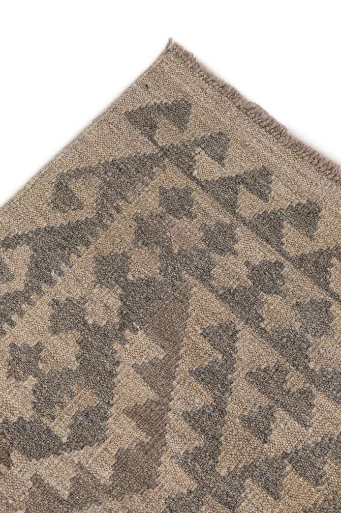 5' 9 x 7' Hand Woven Kilim Maymana Wool Rug