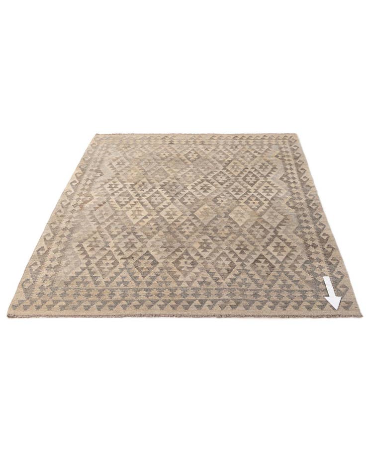 Detail image of 5' 9 x 7'  Hand Woven Kilim Maymana Wool Rug